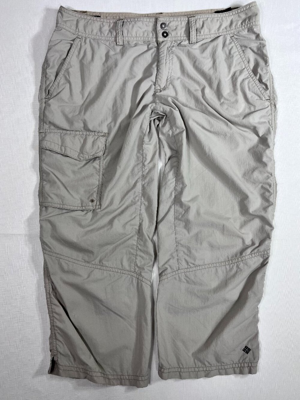 Columbia Gorpcore Cargo Capri Hiking Pants Khaki Quick Dry Size 8
